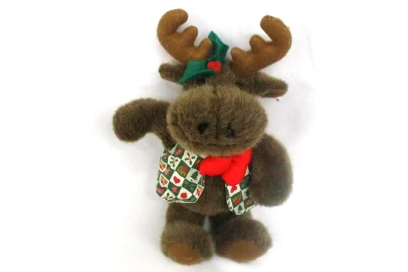1996 Plush Moose Christmas Hearts International Silver Company Stuffed Animal