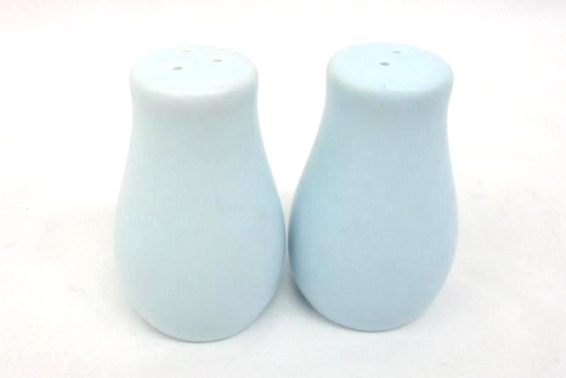 Blue Souvenir Branson Missouri Salt And Pepper Shakers Floral Design Hummingbird