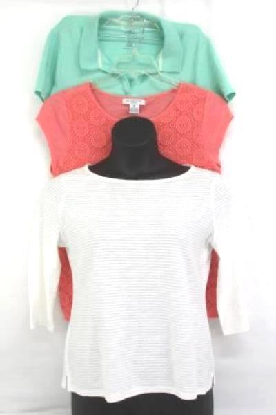 Lot of 3 Petite Women's Tops Liz Claiborne St. John's Bay Size PL