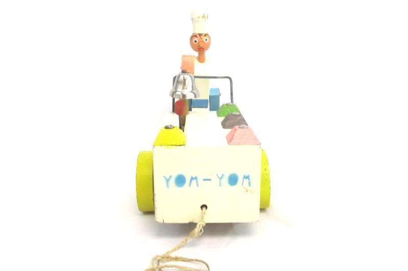 Vintage Spanish Yom-Yom Wood Pull Toy Helados Bicycle Ice Cream With Bell