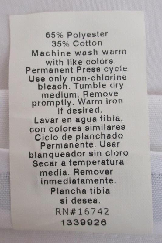 V Life Women's Solid White 2 Button Scrub Top Medical Jacket Long Sleeve Sz M