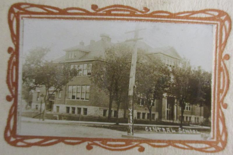 Vintage 1913 Postmark Linen RPPC Postcard NY Central School Washington 1ct Stamp