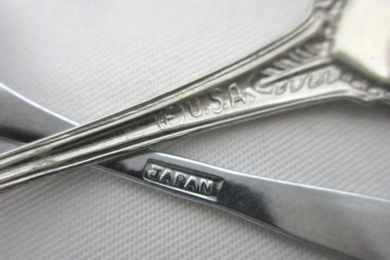 Lot of 2 Silver Colored Miniature Souvenir Spoons Arizona North Dakota