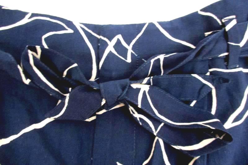 Banana Republic Women's Petite Dress Gaucho Pants Wide Leg Navy Floral Size 6P