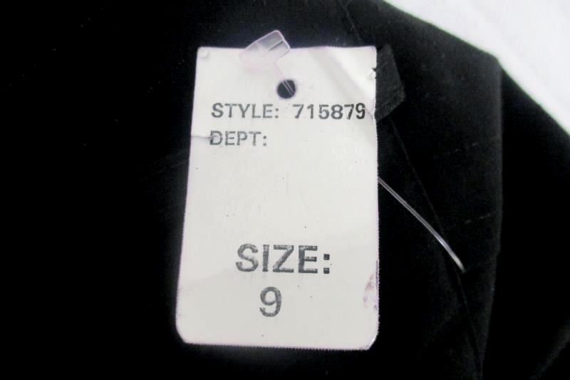 Spring Street Junior's Black Pinstriped Wide Leg Capri Dress Pants Sz 9 With Tag