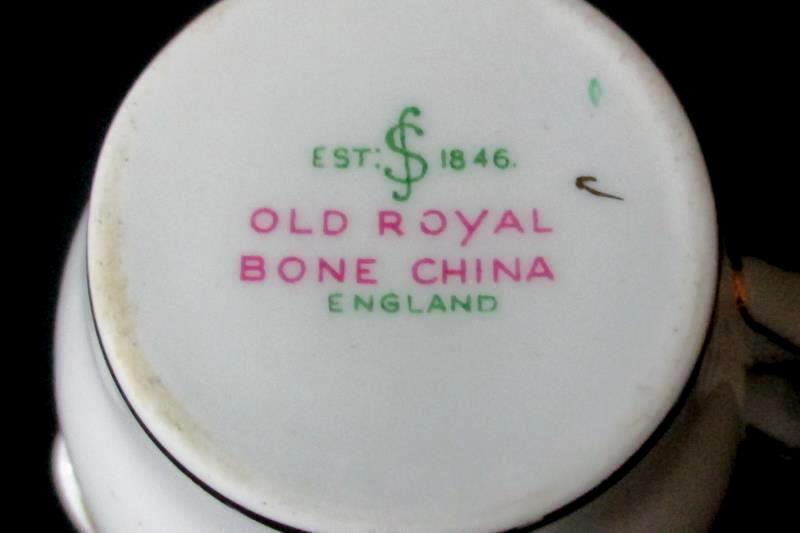 Vintage Old Royal bone China Creamer White Flowers Gold Gild England