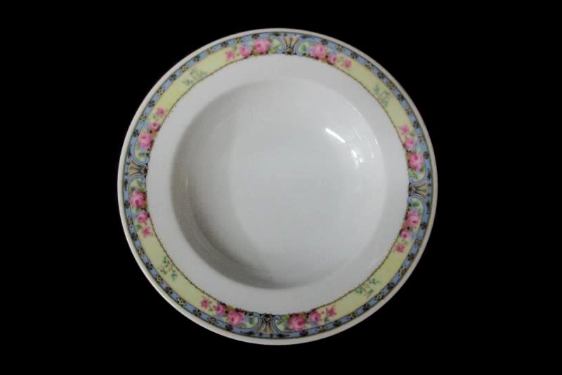 Vintage TK Thun Mentone Soup Bowl 8 Inch Bohemia Czechoslovakia