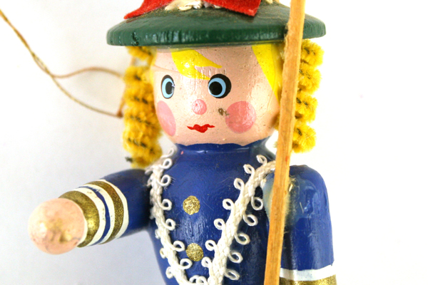 4" Hand-Painted Wooden Ornament Soldier Woman with Paddle