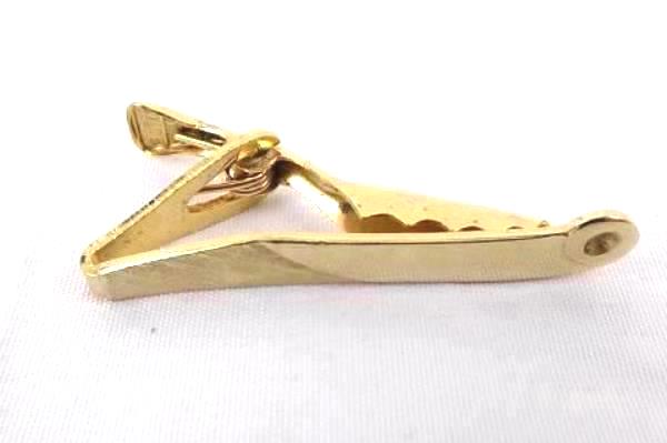 Lot of 3 Gold Tone Men's Cufflinks Plus Matching Tie Clip Elegant Fashion