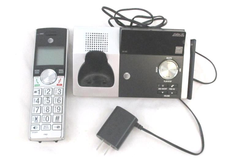 AT&T Model CL82215 Wireless Handset and Base Station Caller ID Announce