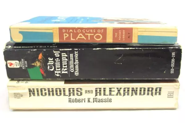 Lot 3 Vintage Nonfiction Paperbacks Nicholas And Alexandra Arms Of Krupp Plato