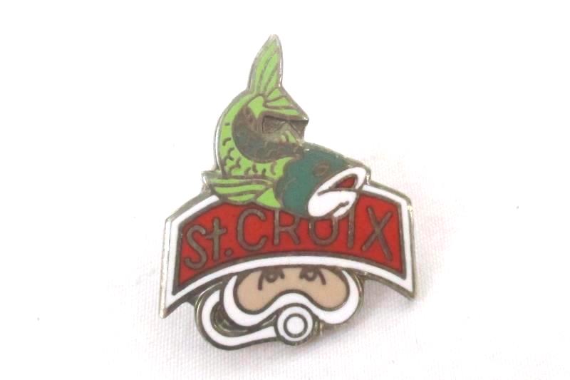 St. Croix Pin Seavenger's Trident Super Dive Store Trident Gold Tone Lapel