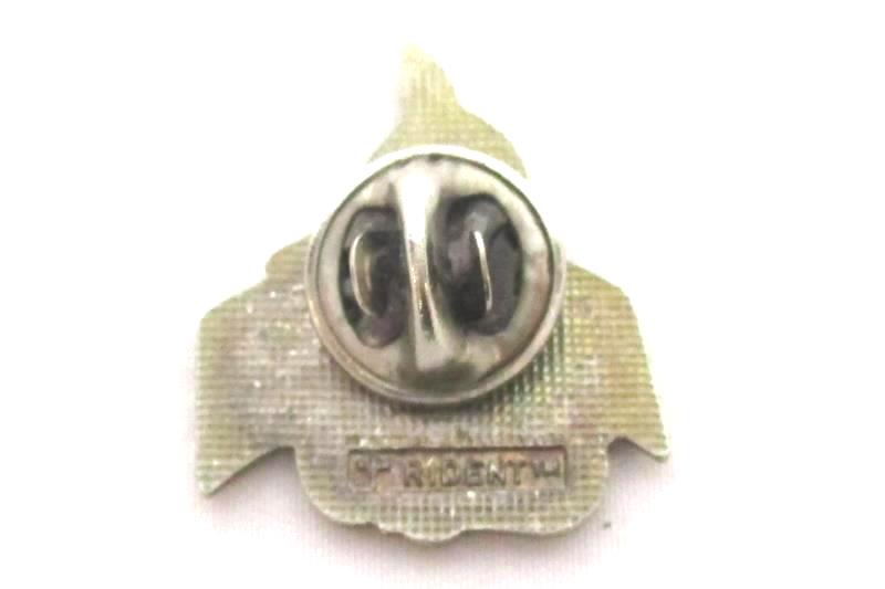St. Croix Pin Seavenger's Trident Super Dive Store Trident Gold Tone Lapel