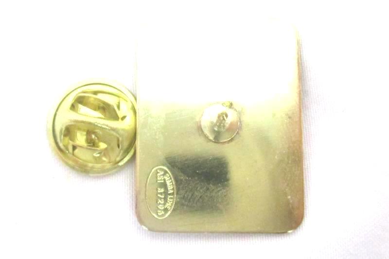 Vintage Simba Line Gold Tone Mums The Word Pin Lapel Hat Tie ASI 87296