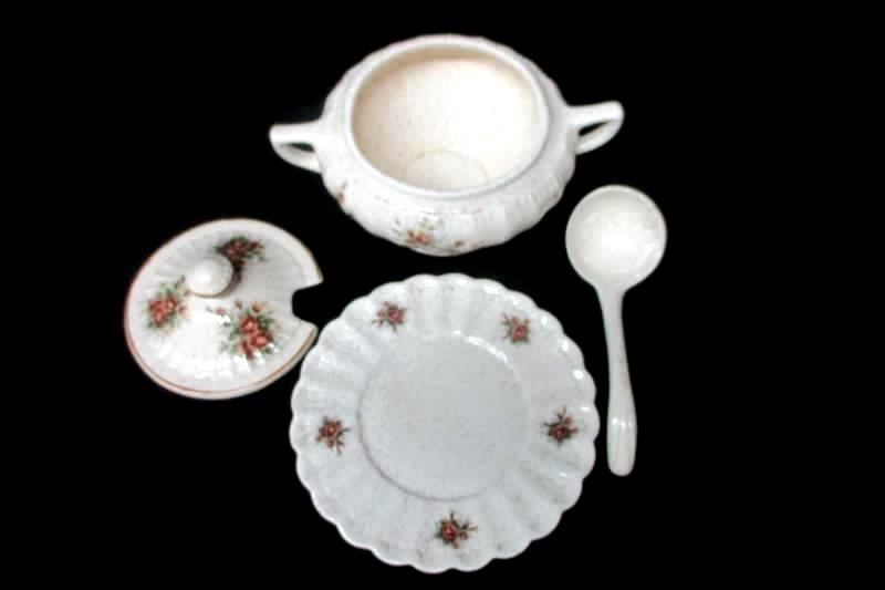 Vintage Soup Tureen White Brown Speckled Pink Brown Roses Cover Ladle Underplate