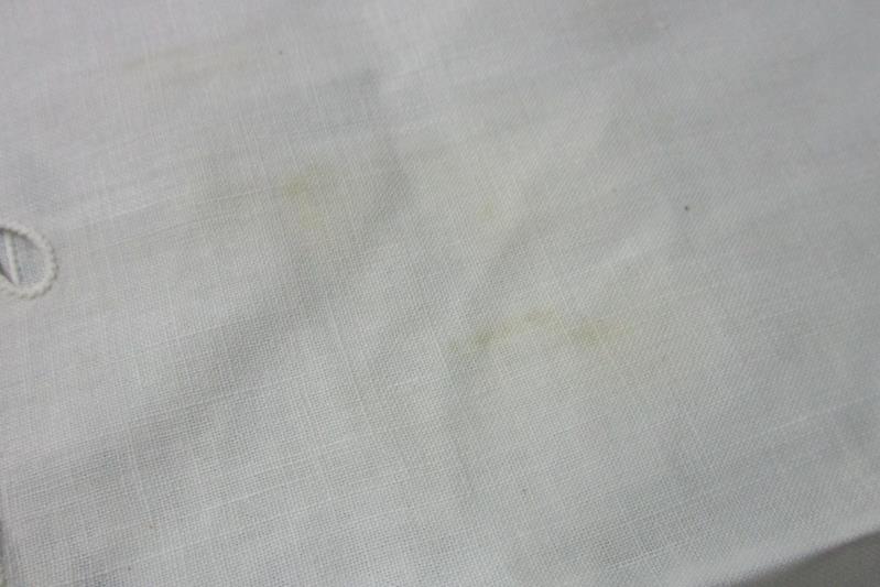 Vintage Eggshell White Linen Tablecloth Cut Out Flower Vine Design 29 x 30 25