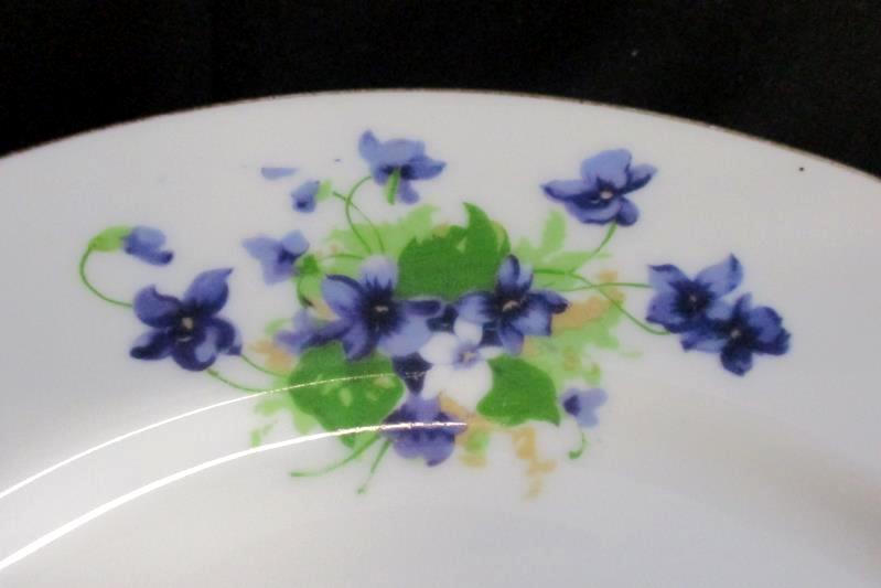 Sweet Violets China Dinner Plate 10.25 Inch Gold Rim 9/256