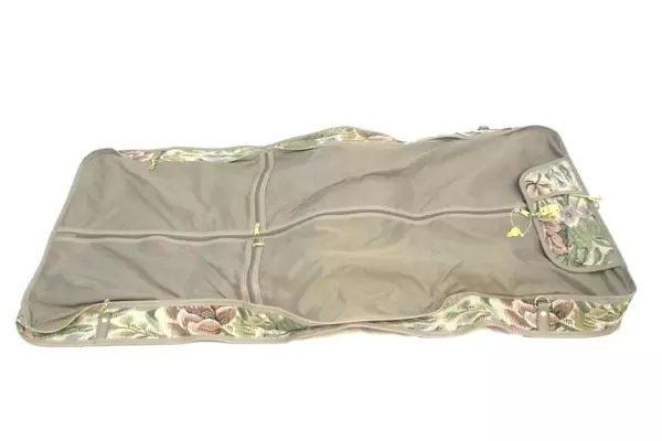 4 Piece Fifth Avenue Tapestry Luggage Set With Keys With Original Tags