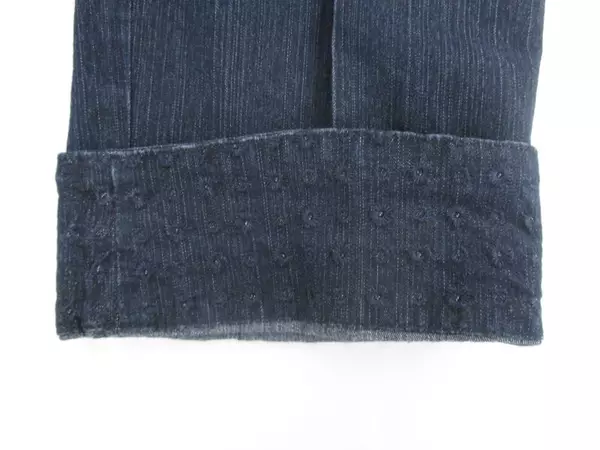 Intro Love The Fit Women's Dark Blue Denim Capri Jeans Sz 12 Stretch Cuff Detail