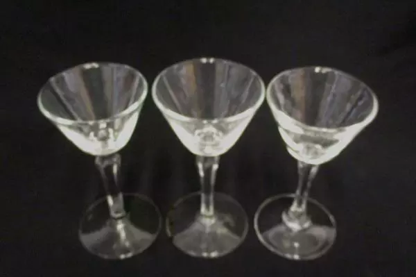 Lot of 3 Cordial Aperitif Glasses Clear Footed Wedding Party Replacement
