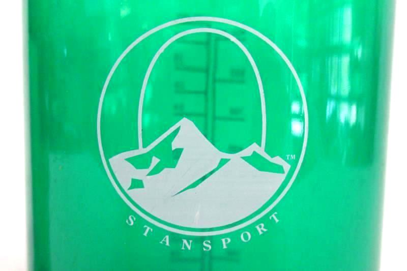 Lot of 2 Stansport Green Plastic Water Bottles Black Screw On Lid 17oz 32oz