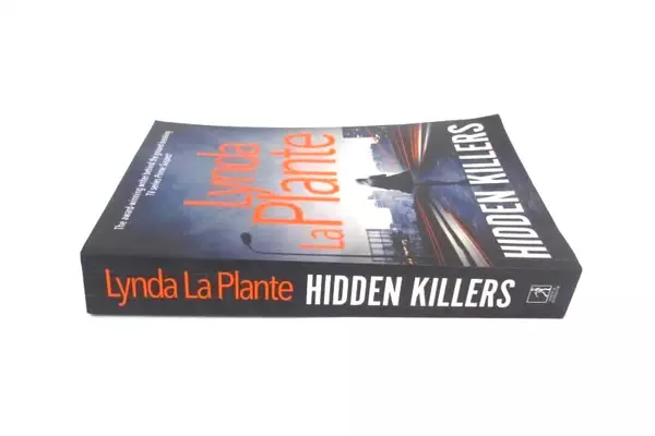 Hidden Killers by Lynda La Plante 2016 Simon & Schuster Paperback