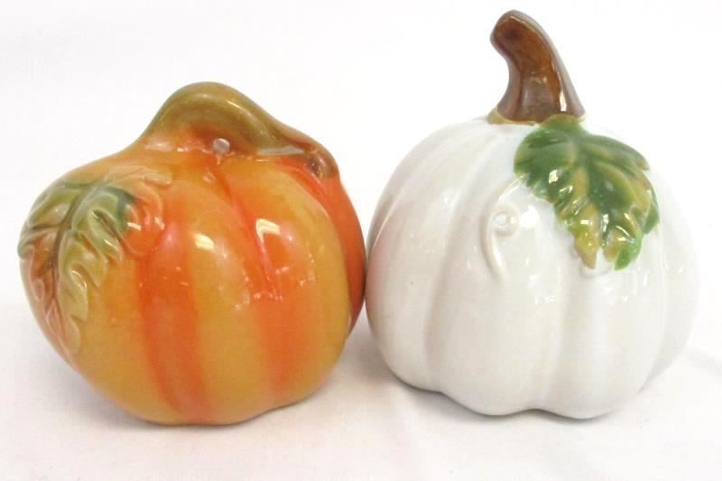 Lot of 3 Ceramic Decorative Orange White Pumpkin Lidded Candy Dish Fruit Design