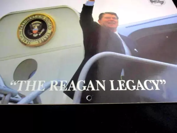 Ronald Reagan Calendar 1988-1989 National Federation of Republican Women