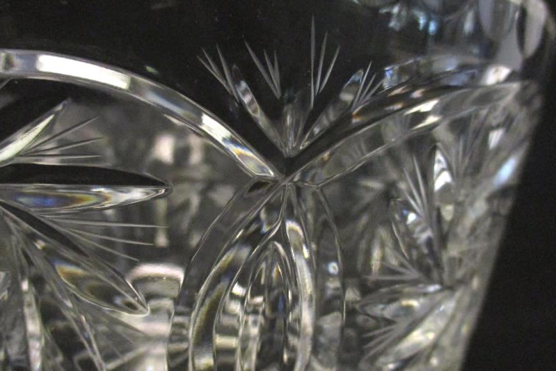 Vintage Clear Pressed Glass Bowl Starburst Etched Star Detail Floral 7in