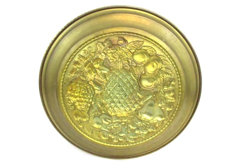 Brass Wall Hanging Round 16 Inches Decorative Fruit and Vegetable Design England