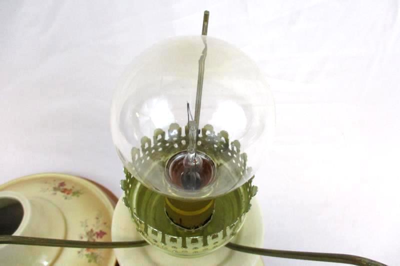 Vintage Ceramic Table Lamp Faux Oil Electric Leaf Print Cream Brown
