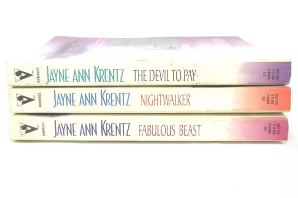 Lot of 3 Janye Ann Krentz Stephanie James PB Novels Fabulous Beast Nightwalker