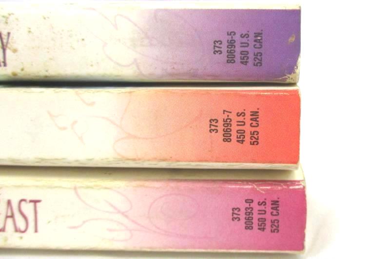 Lot of 3 Janye Ann Krentz Stephanie James PB Novels Fabulous Beast Nightwalker