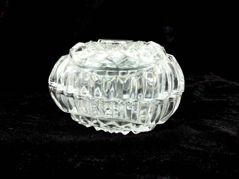 Egg Candy Dish or Trinket Box Clear Diamond Cut Glass Knick Knack