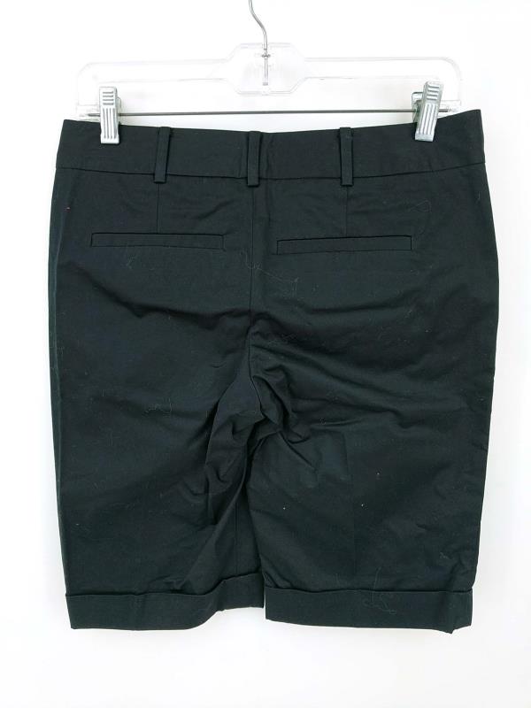 Club Monaco Camilla Walking Shorts Low Rise Black Bermuda Womens Size 4