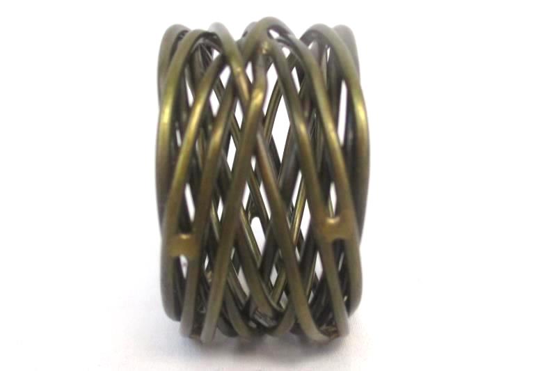 Set of 2 Metal Napkin Rings Holders Brass Painted Wrapped Wire Look Table Decor
