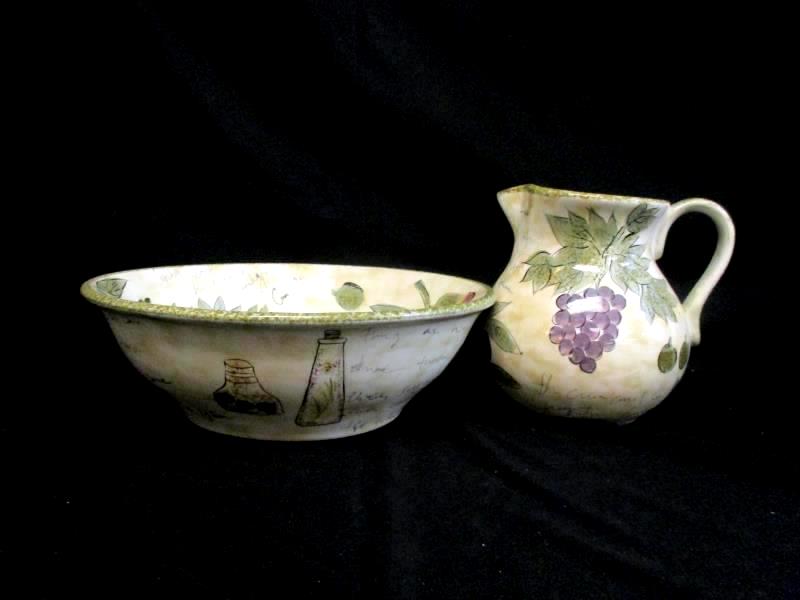 Tabletops Unlimited Sorento Hand Painted Pitcher And Wash Bowl Set Grapes