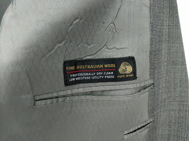 HART SCHAFFNER MARX Suit Jacket 100% Australian Wool Gray Plaid Mens 42 R