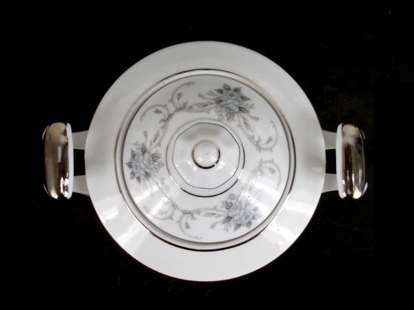 Fleurette by Empress #601 Lidded Sugar Bowl Japan Blue Gray Roses Leaves Scrolls