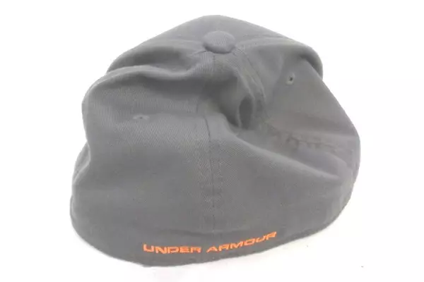 Under Armour Youth Size S/M Baseball Cap Hat Signed by Unknown Players Gray
