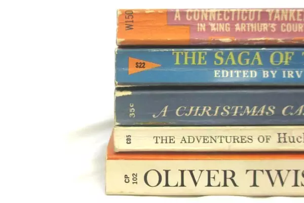 Lot of 5 Classic Novels Vintage Paperback Oliver Twist Adventures of Huck Finn
