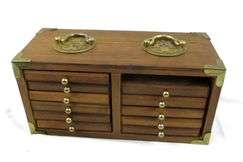 Vintage Goodwood 11 Coaster Set Wood Brass Box Taiwan