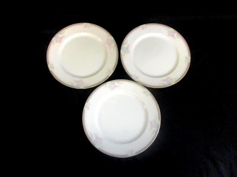 Set of 3 Mikasa Marsha Fine China Dinner Plates L5599 Pink Blue Lily Gold Trim