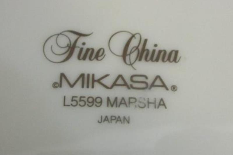 Set of 3 Mikasa Marsha Fine China Dinner Plates L5599 Pink Blue Lily Gold Trim