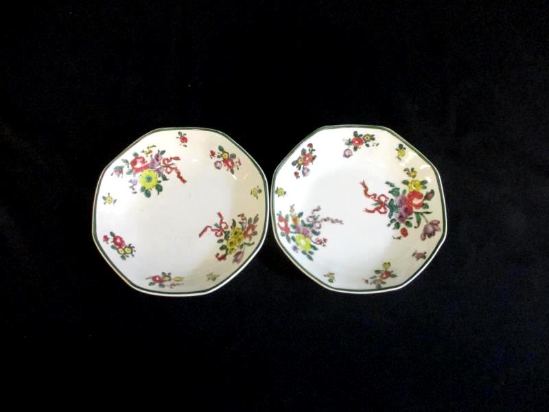 Two Vintage Royal Doulton Old Leeds Spray 597783 Fruit Dessert Bowls 5 1/8 inch