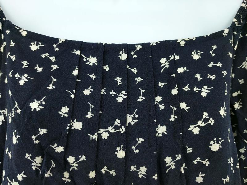 Ninas Stone Cold Fox Women's Crop Top Bell Sleeve Floral Navy Boho Size Medium