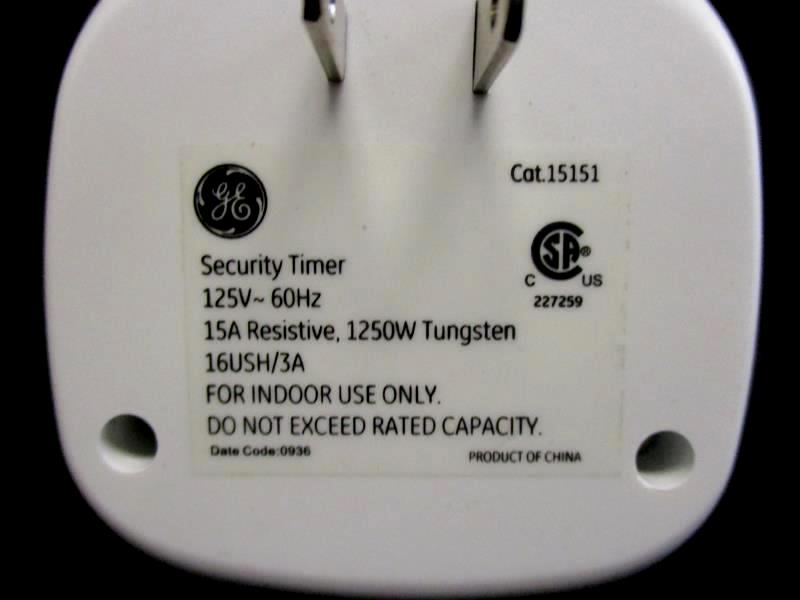 GE Security Timer 15151 Indoor Automatic Light Plug In 125V 60Hz White
