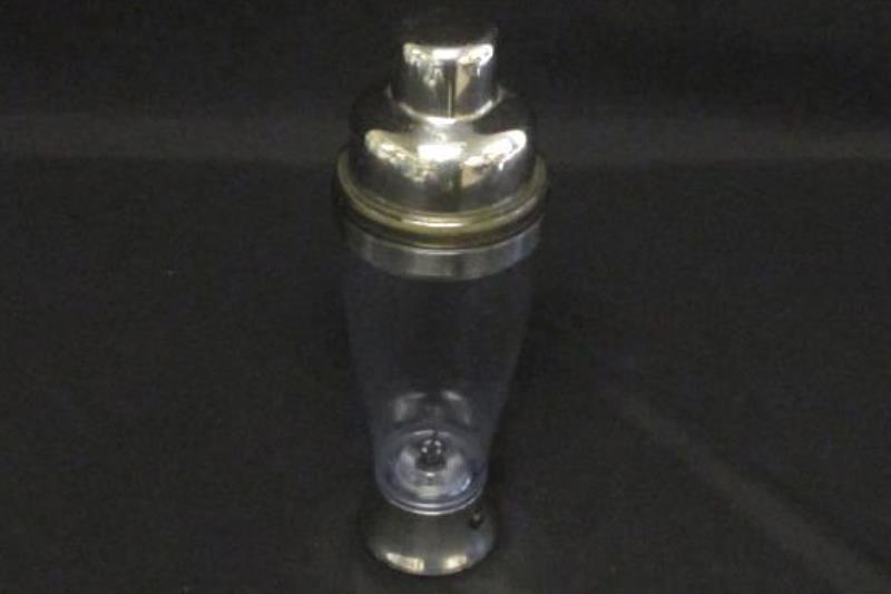 Rabbit Electric Mixing Smoothie Bottle Battery Powered Plastic Stainless Top