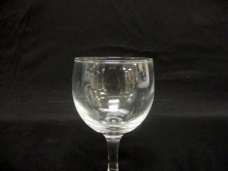 Set of 2 Wine Glasses Clear With Stem 5.5" Tall Dinner Parties Dinner Friends