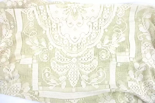 Large Vintage Crocheted Tablecloth Floral Decor Pale Yellow